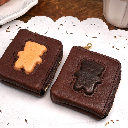 EARL'S FAVOURITE くまちゃんクッキー＆ブラウニー 小銭入れ あとこれも試作品です🐻 本革製くまちゃんブラウニーのボックス小物