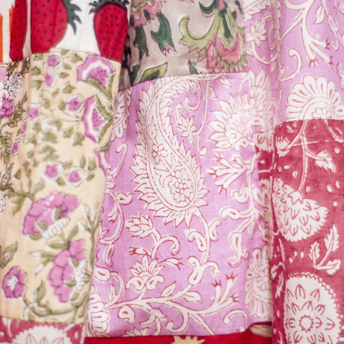 新品未使用　ワンダフルワールド　パッチワークスカート　ピンク綿ローン 新品未使用 ワンダフルワールド パッチワークスカート ピンク綿ローン