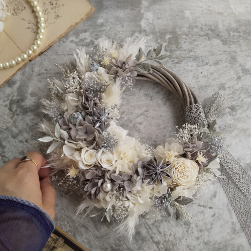 シャビーブルーのガーベラ♡ハーフリース　ブルーグレー　アンティーク調 ⁿᵉʷ⚘.。Lune Bonheur＜shabby chic ＞＊夏＊リース＊ハーフ