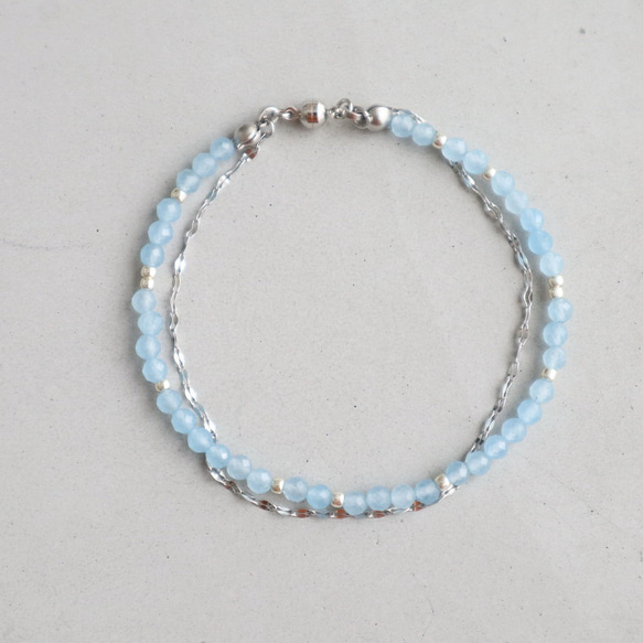 ＼カチッと簡単♪マグネットクラスプ／ 天然石2連ブレスレット＜ライトブルーカラージェード＞ 6枚目の画像