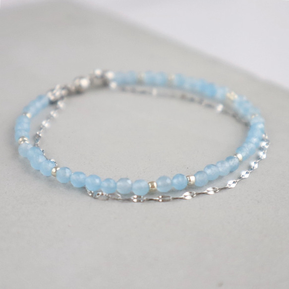 ＼カチッと簡単♪マグネットクラスプ／ 天然石2連ブレスレット＜ライトブルーカラージェード＞ 1枚目の画像