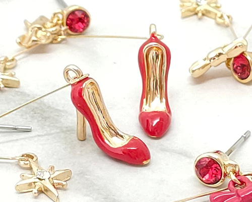 ガイアの娘さん専用リクエスト15点イヤリング ピアス・イヤリング KC/ミュージカル『ジェイミー』公演記念！真っ赤な