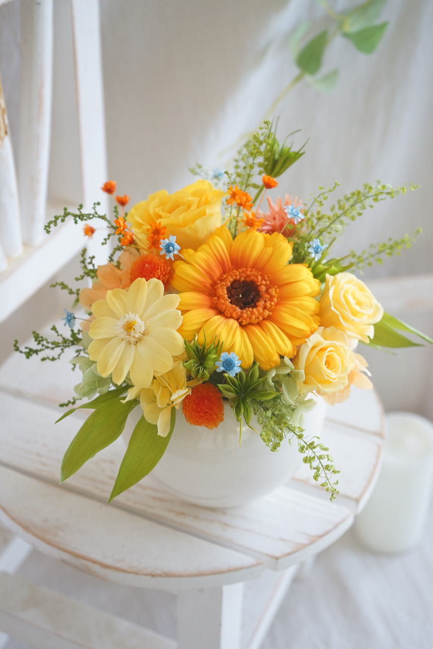 ガーベラのビタミンアレンジ　プリザーブドフラワーアレンジ　お見舞い　ビタミンカラー