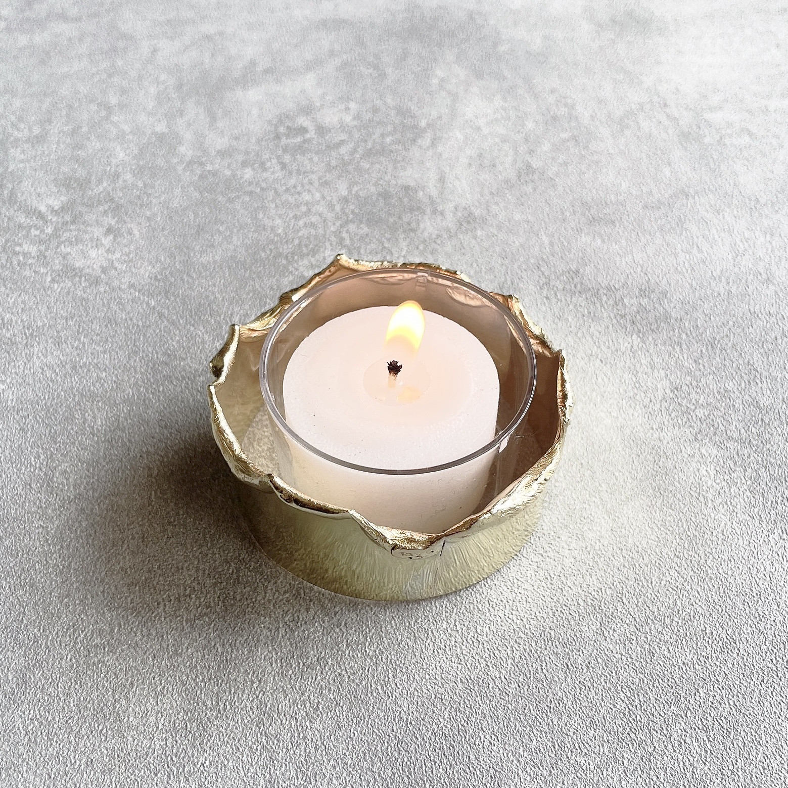 『灯』 真鍮のキャンドルカバー