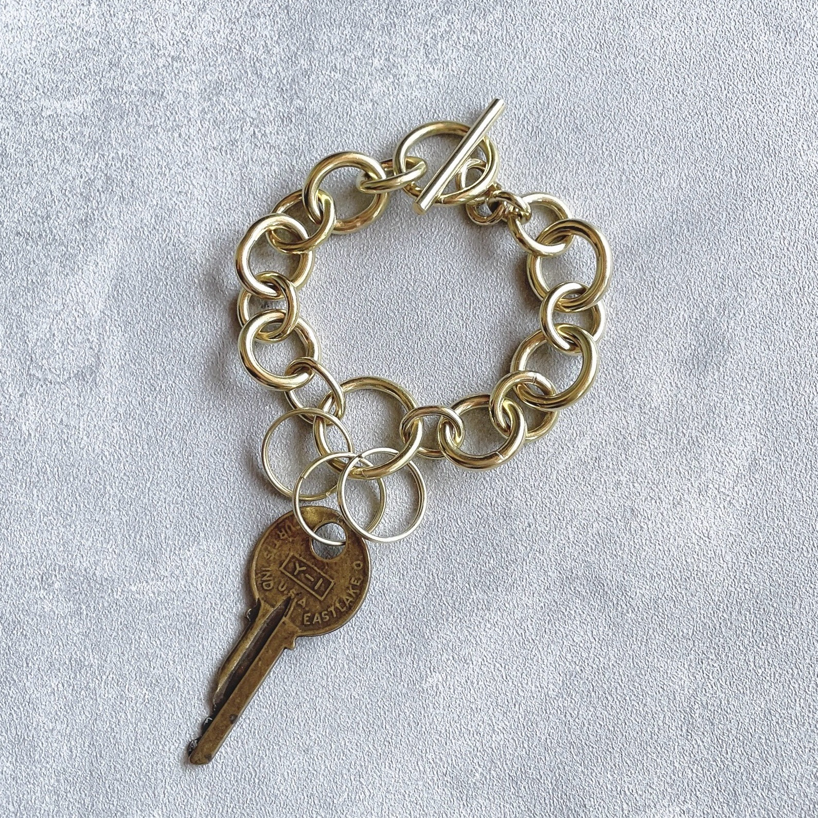 『brace』真鍮のブレスレット風キーリング