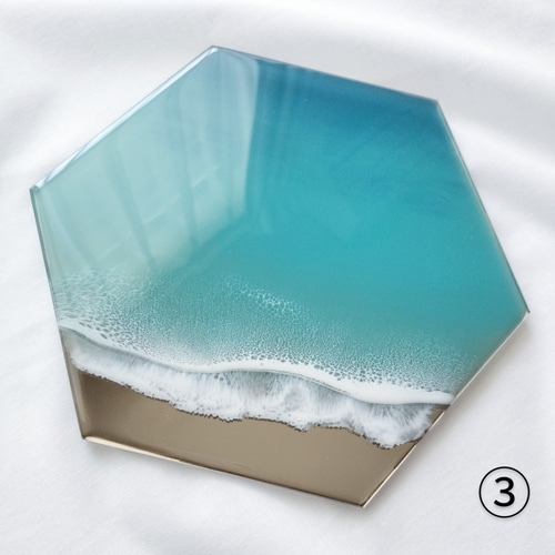 送料無料】輝く海のアート（21×18㎝）クリアブルー 海レジン