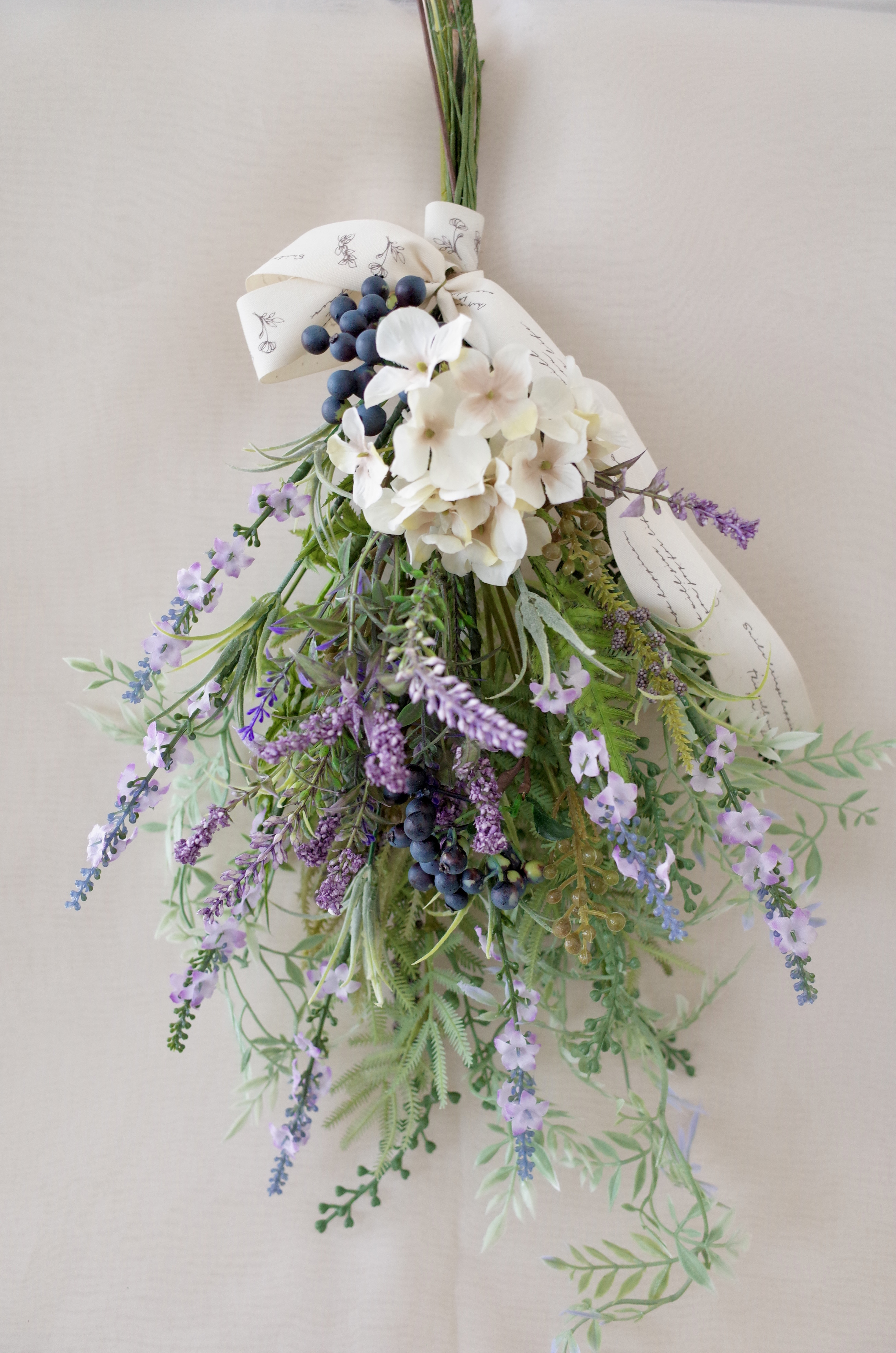 涼しげなラベンダー・スワッグ