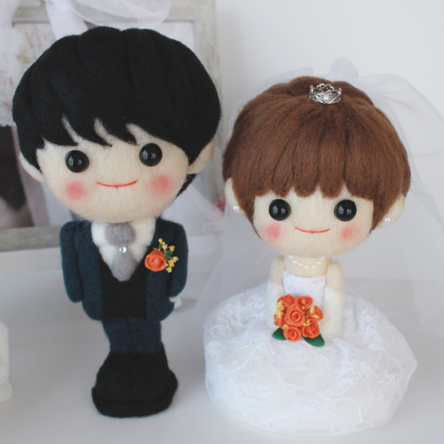 手作り人形　結婚式 受注製作 幸せを運ぶウェディングフェルトドール 中サイズ wedding