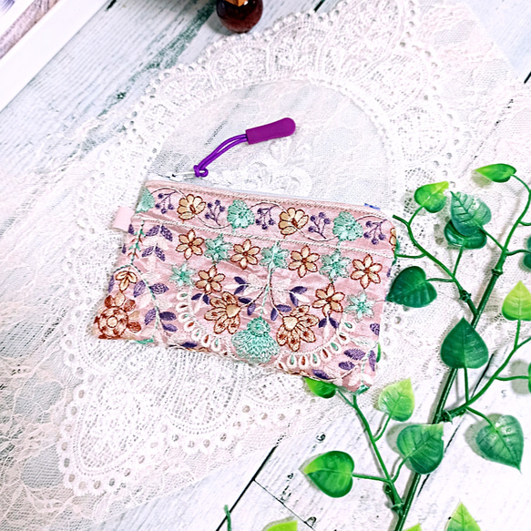 ✨SUMMER SALE✨ いちご系生地・インド刺繍リボン *布小物5点セット* 14枚目の画像