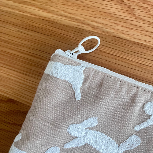mina perhonen run run run ポーチ ミナペルホネン の刺繍生地 ポーチ