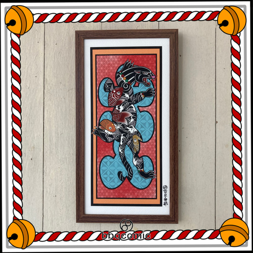 尾九 短冊画 鯉の和彫り 黒豹 大入り袋 イラスト 茶色フレーム付き