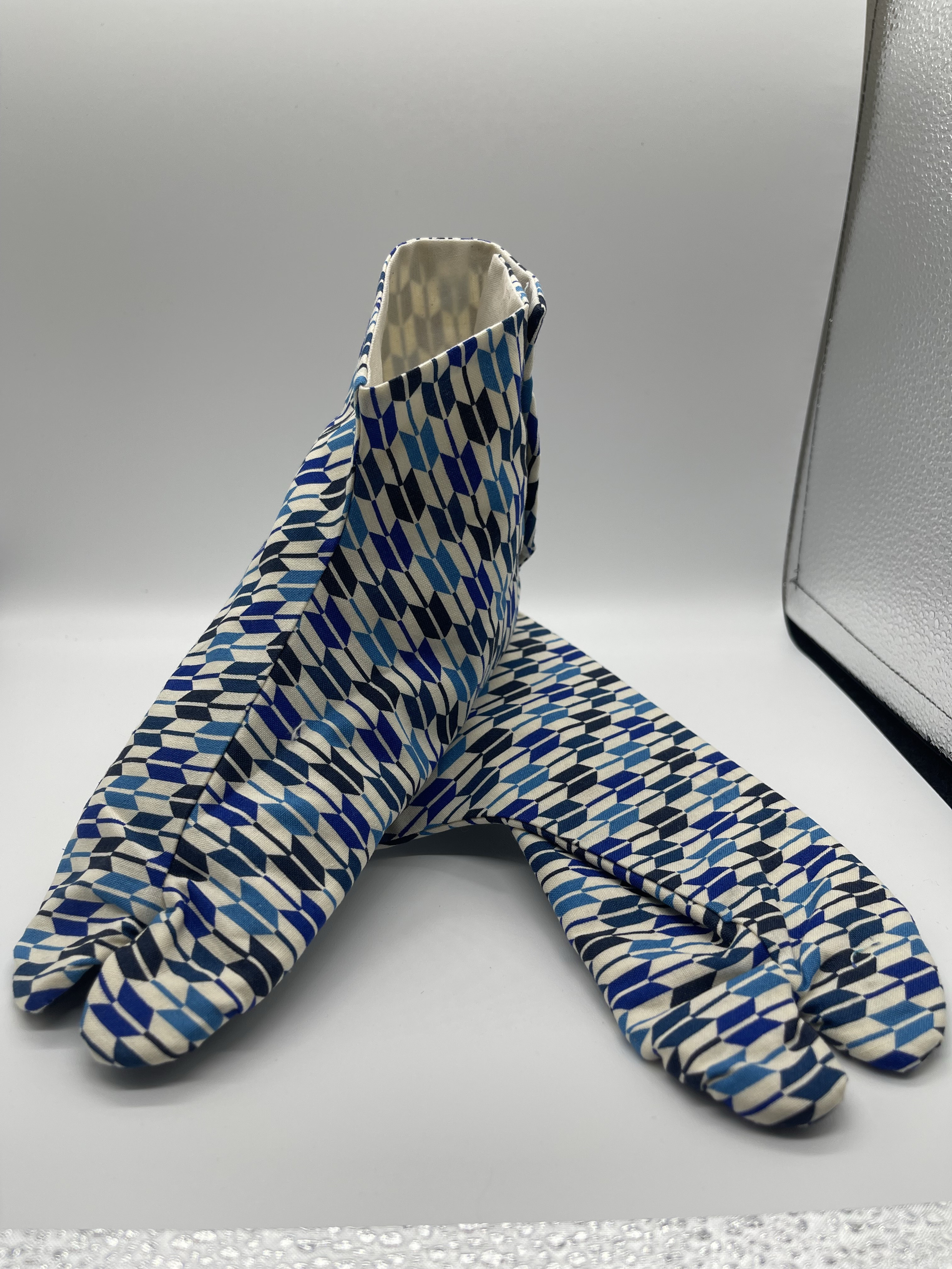 デザイン足袋　15番　矢絣　青