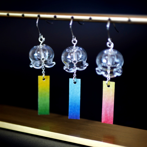 文字入れできる！ガラスの風鈴ピアス・イヤリング ピアス（フック