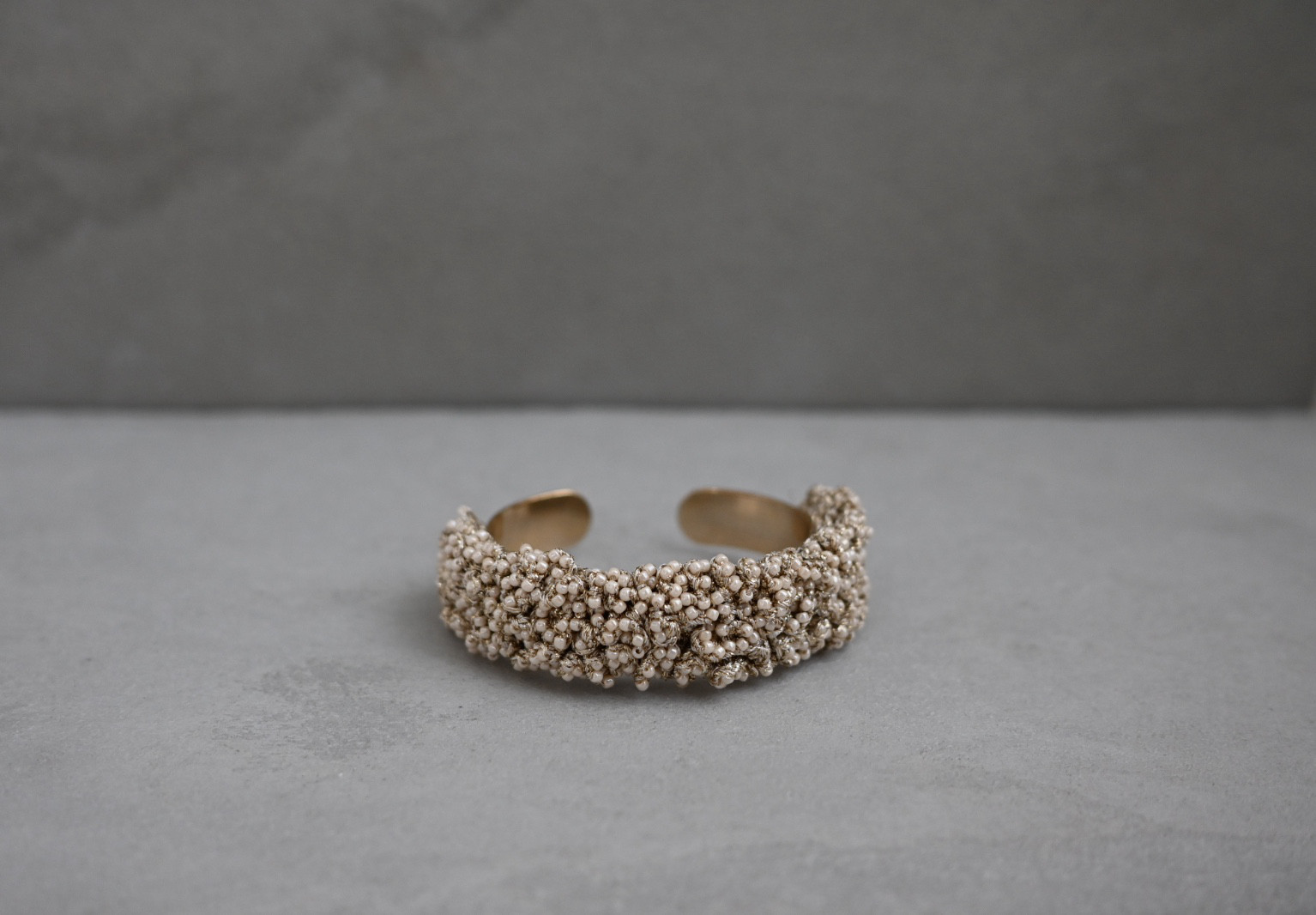 ボリュームバングルスリム   "送料無料"