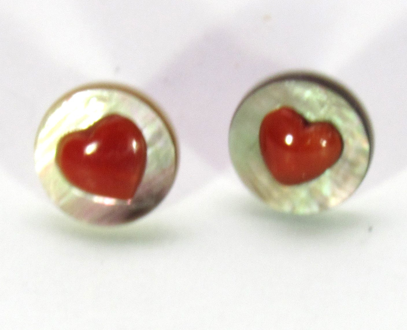 宝石珊瑚　さんご　赤ピアス　ノンホールピアス　アクセサリ－・ジュエリ－　IMG-0788