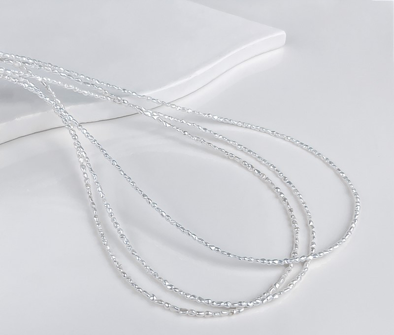 【La Corser】シルバーデザイン 1-3mm オーストラリア産ホワイトケシ海水真珠ネックレス 核なし 天然パール ベビーチ