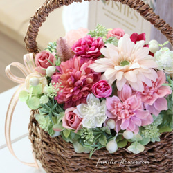 造花ギフト｜ガーベラがかわいい｜造花アレンジ｜フラワーギフト｜誕生日 開店祝 退職祝い｜花ギフト｜お見舞い花かご 8枚目の画像