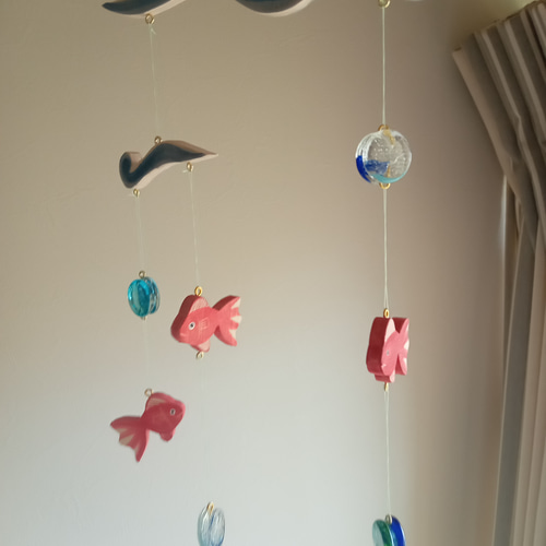 金魚がスイスイ モビール ガラス おはじき 昭和レトロ 夏 きんぎょ