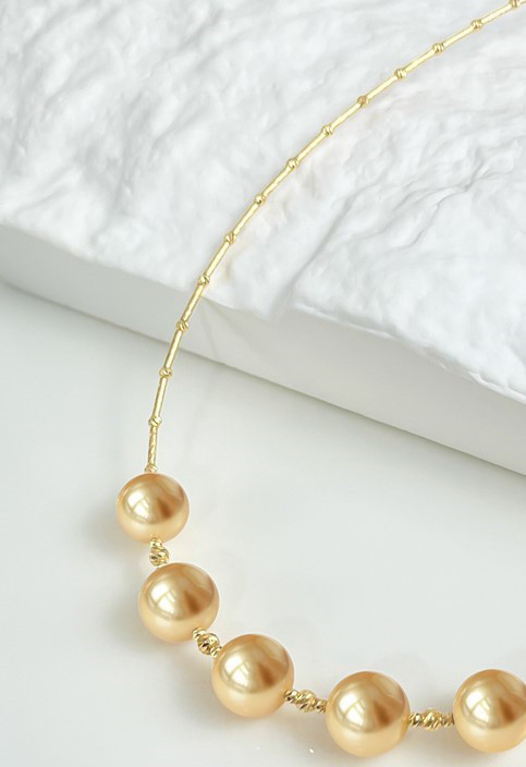 【La Corser】スターライト 8-11mm 南洋ゴールドパールネックレス 18Kゴールド スマイルデザイン 天然海水パール