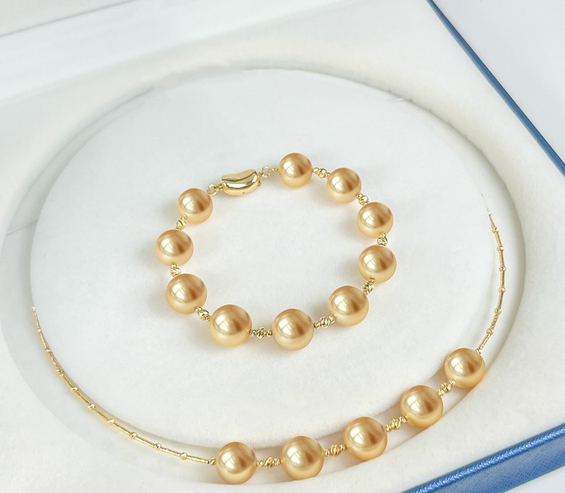 【La Corser】スターライト 8-11mm 南洋ゴールドパールネックレス 18Kゴールド スマイルデザイン 天然海水パール