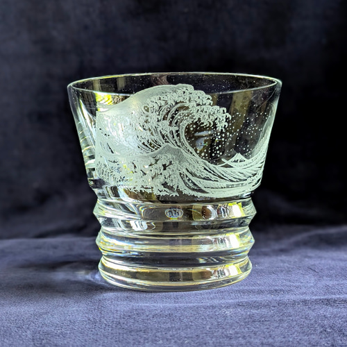 バカラ北斎「神奈川沖浪裏」オンリーワングラス〜限定割引中‼️ バカラ♢北斎「神奈川沖浪裏」オンリーワングラス グラス はっち