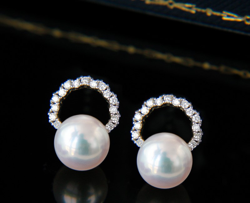 【La Corser】日本製 7.5-8mm アコヤ真珠 厳選パールピアス 18Kゴールドピアス ダイヤモンドインレイデザイン