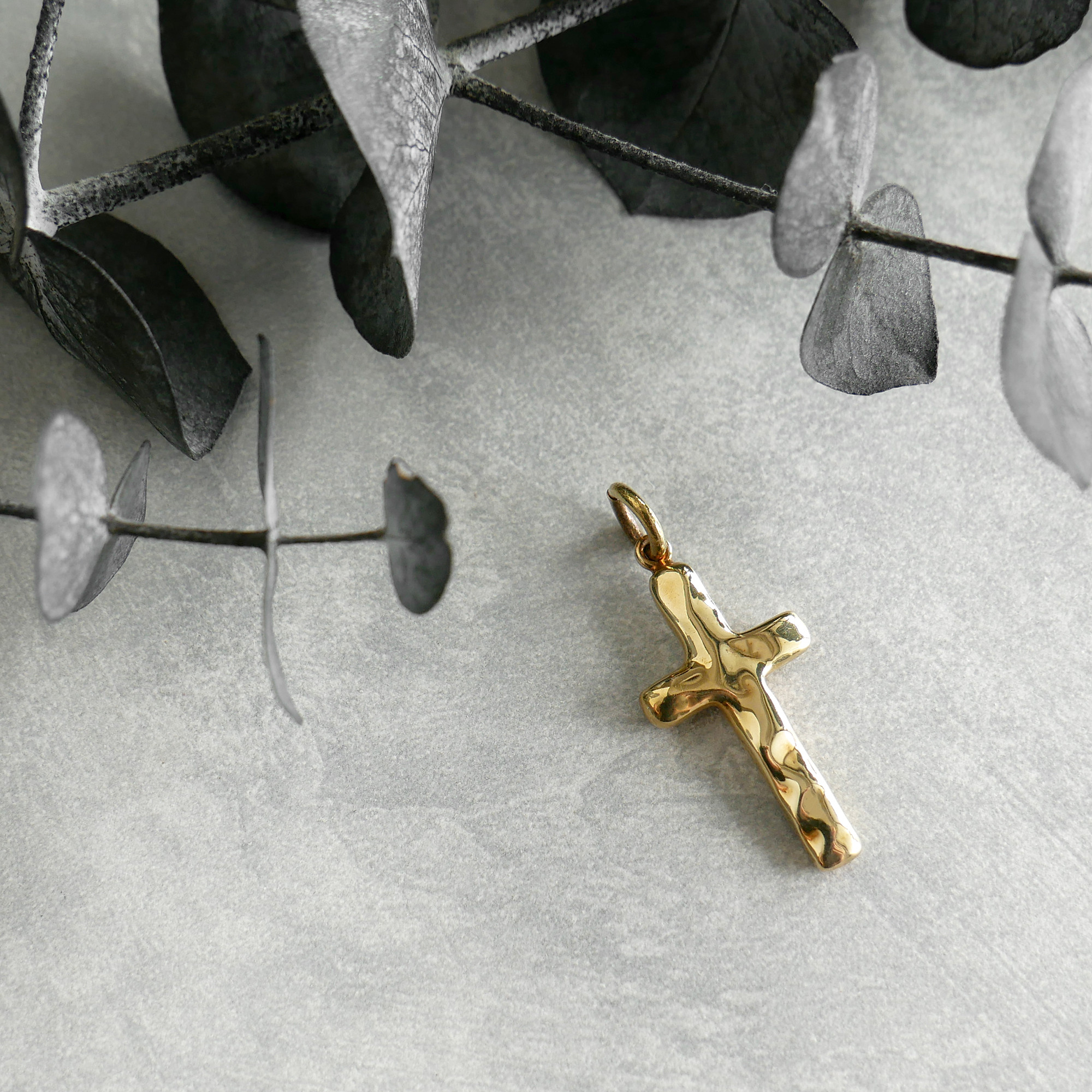 ネックレスチャーム テクスチャークロス / brass　NP021