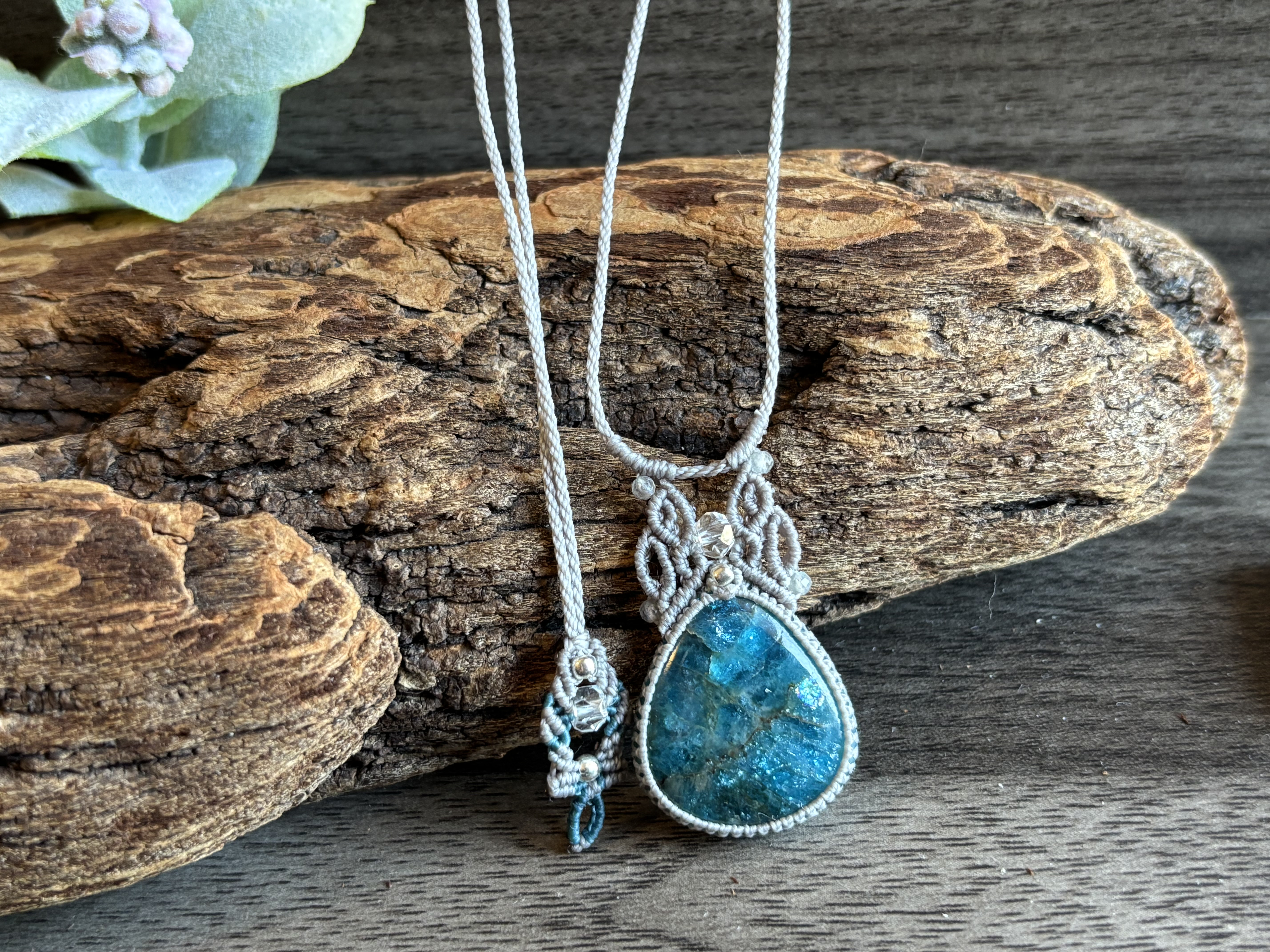 アパタイトのマクラメ編みネックレス⭐︎