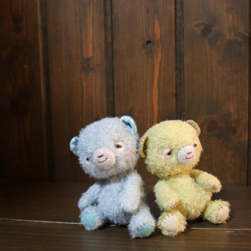 森のおまもり｜【しずくのこ】みなもブルー手のひらに宿る 小さな