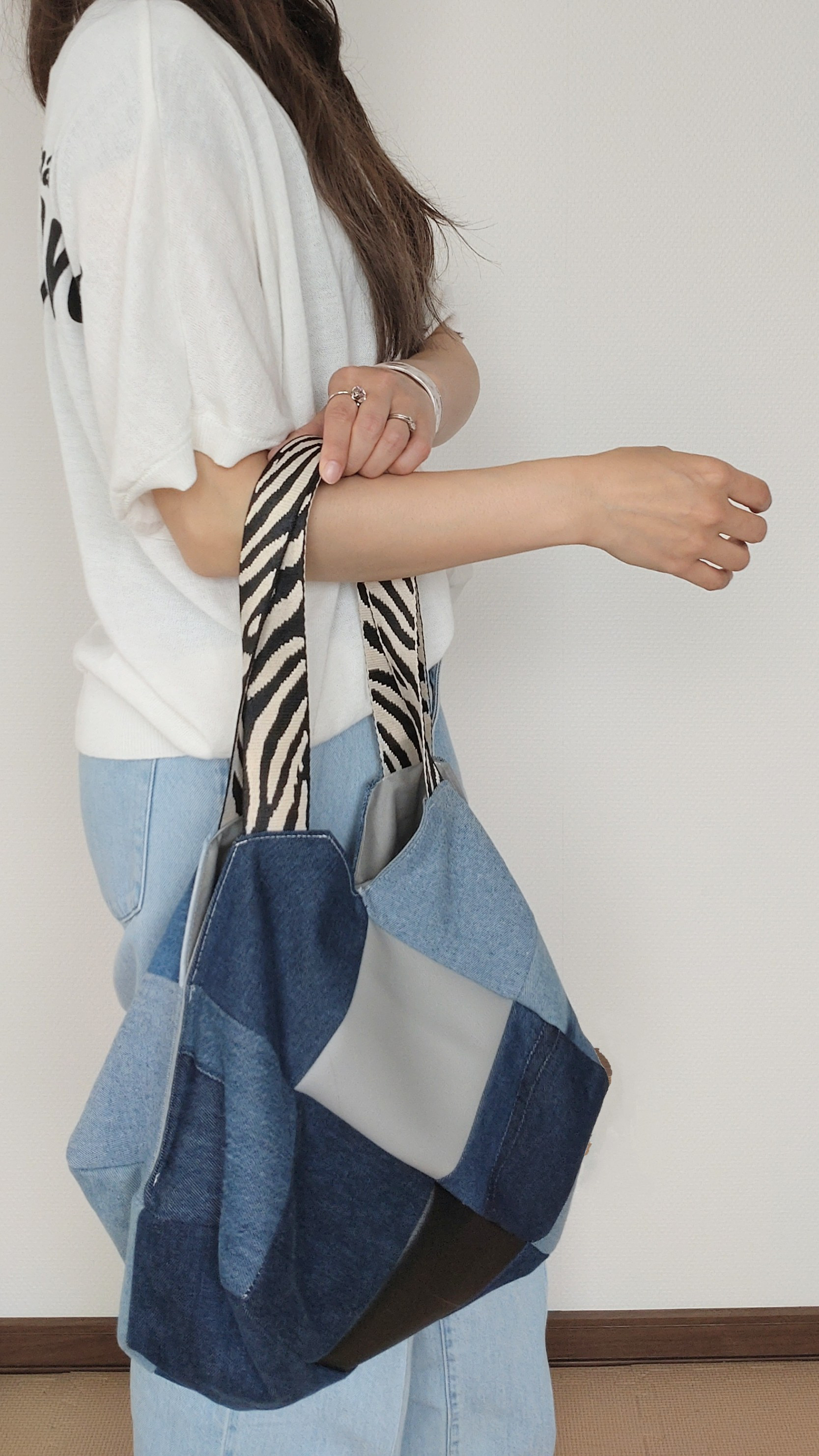 (ゼブラ柄) パッチワーク トートバッグ リメイクデニム 1点もの