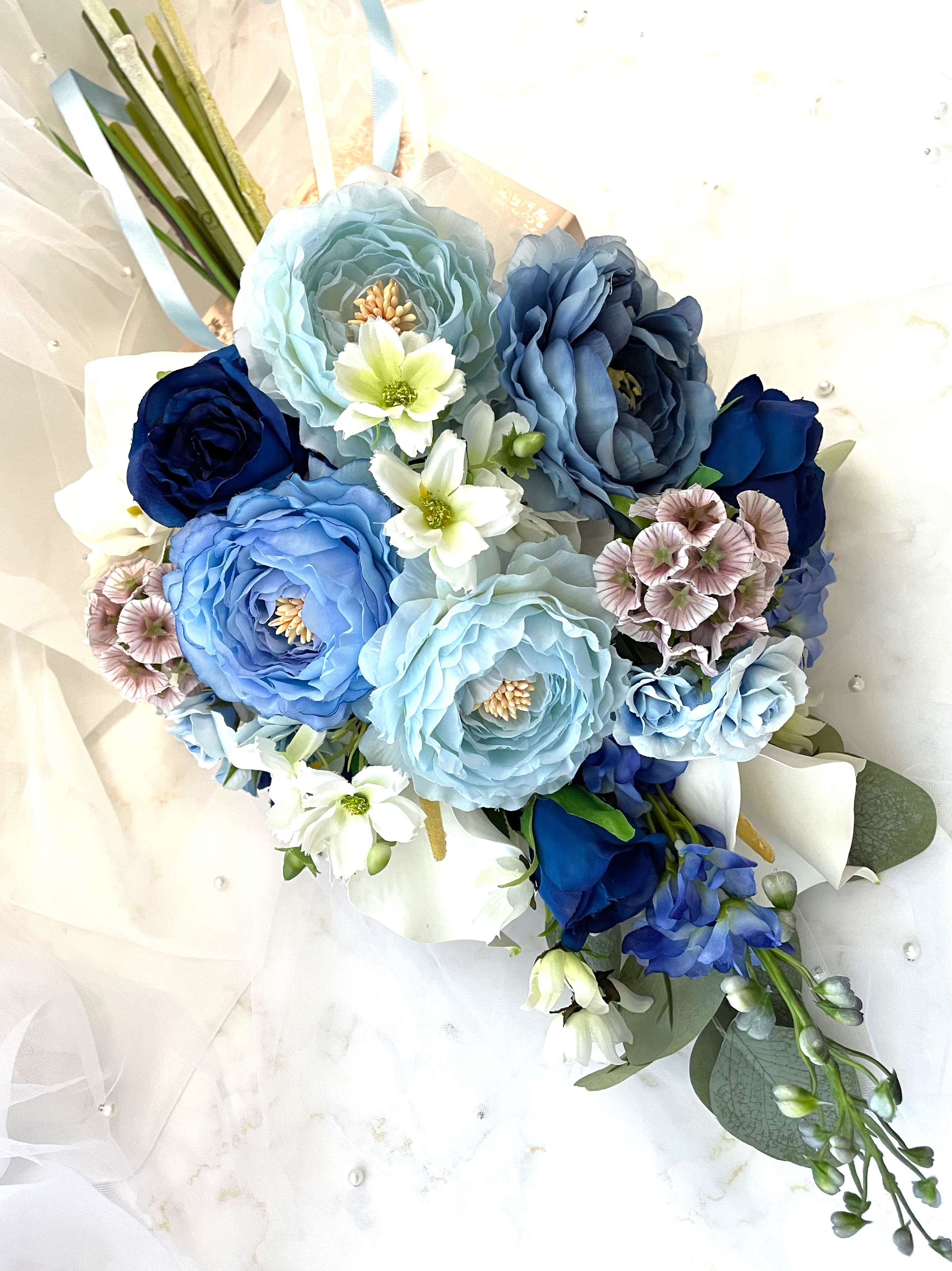 ブルー＆ブルーのロングクラッチブーケ