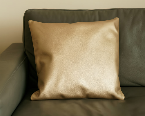 本革レザー クッション シャンパンゴールド 本革レザー クッション シャンパンゴールド ギフトにも映える、上質な