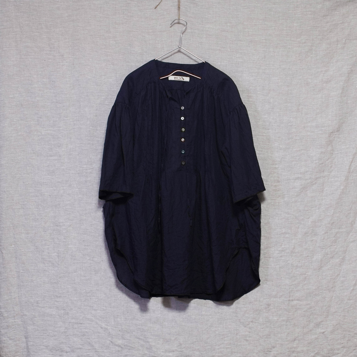 ループ開きプルオーバー　紺色