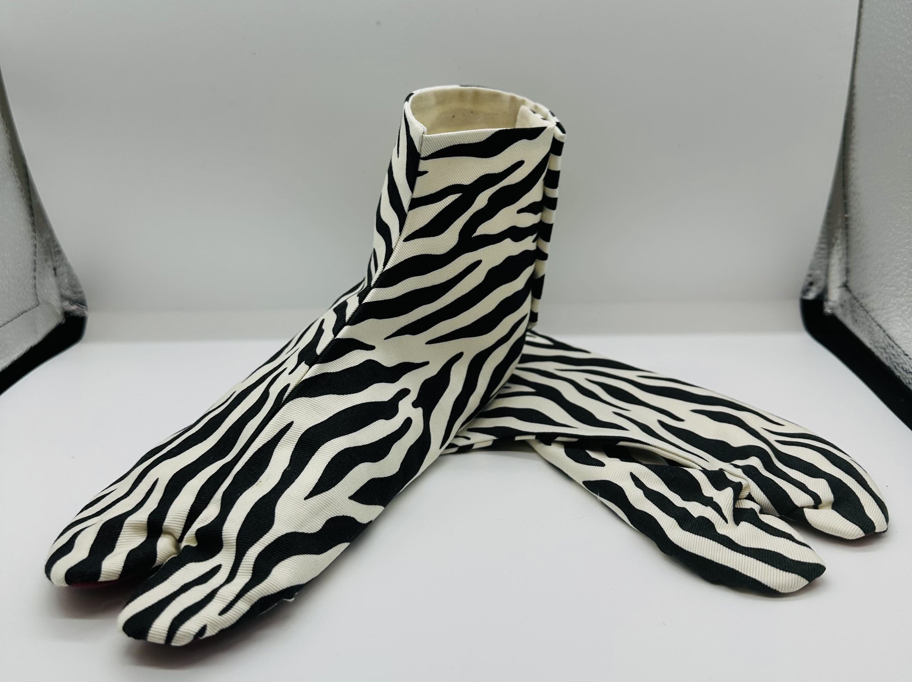 デザイン足袋　62番　ゼブラB