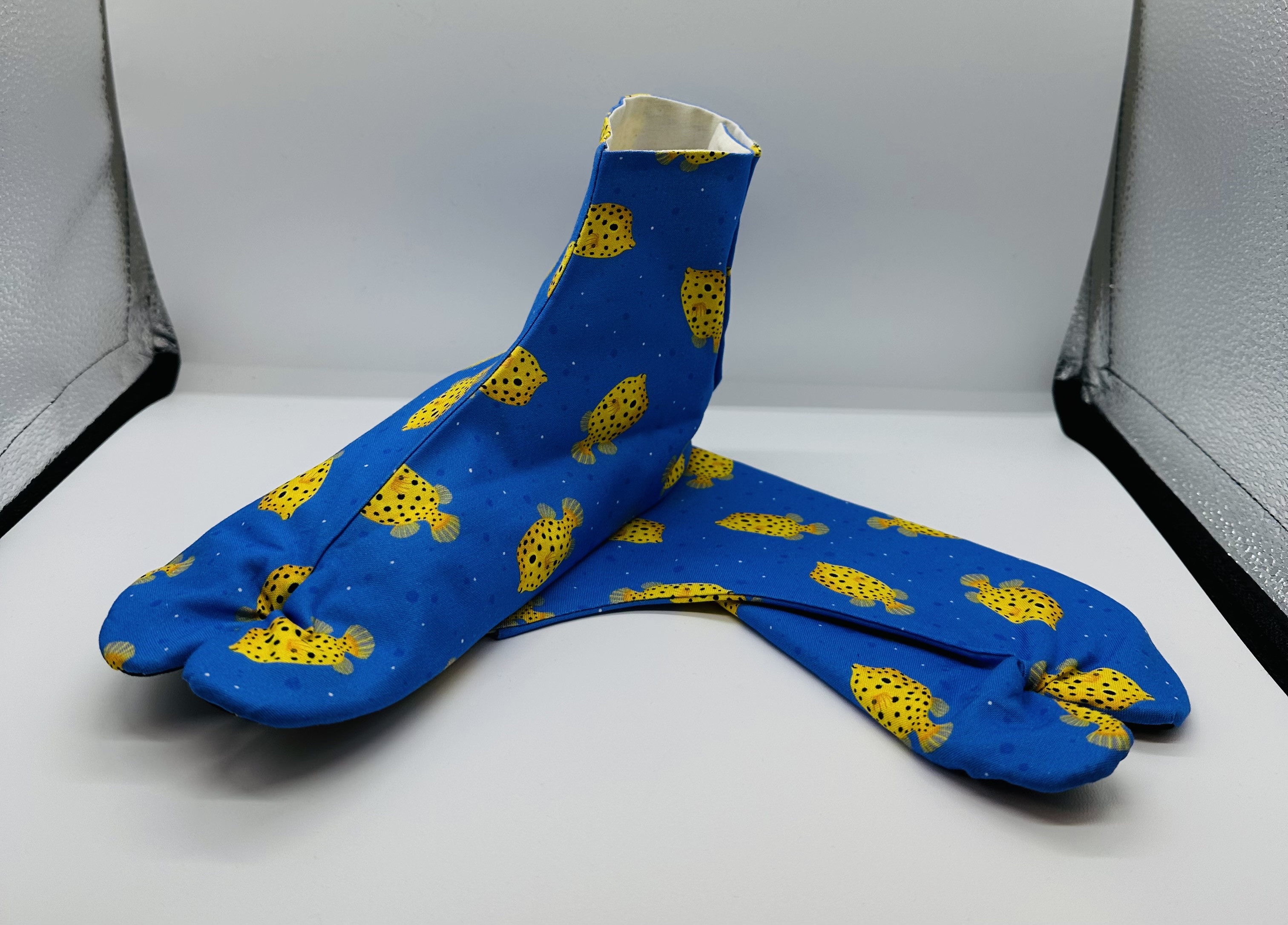 デザイン足袋　199番　ハコフグ