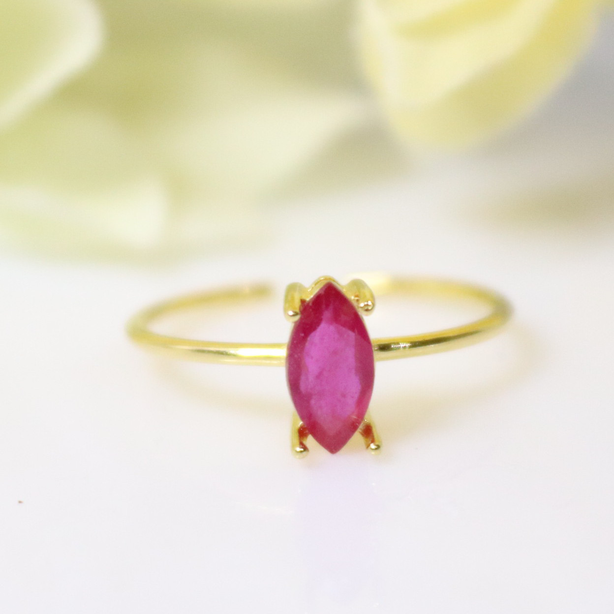 S925製 18KGP ルビー 8×4mm マーキス フリーサイズ