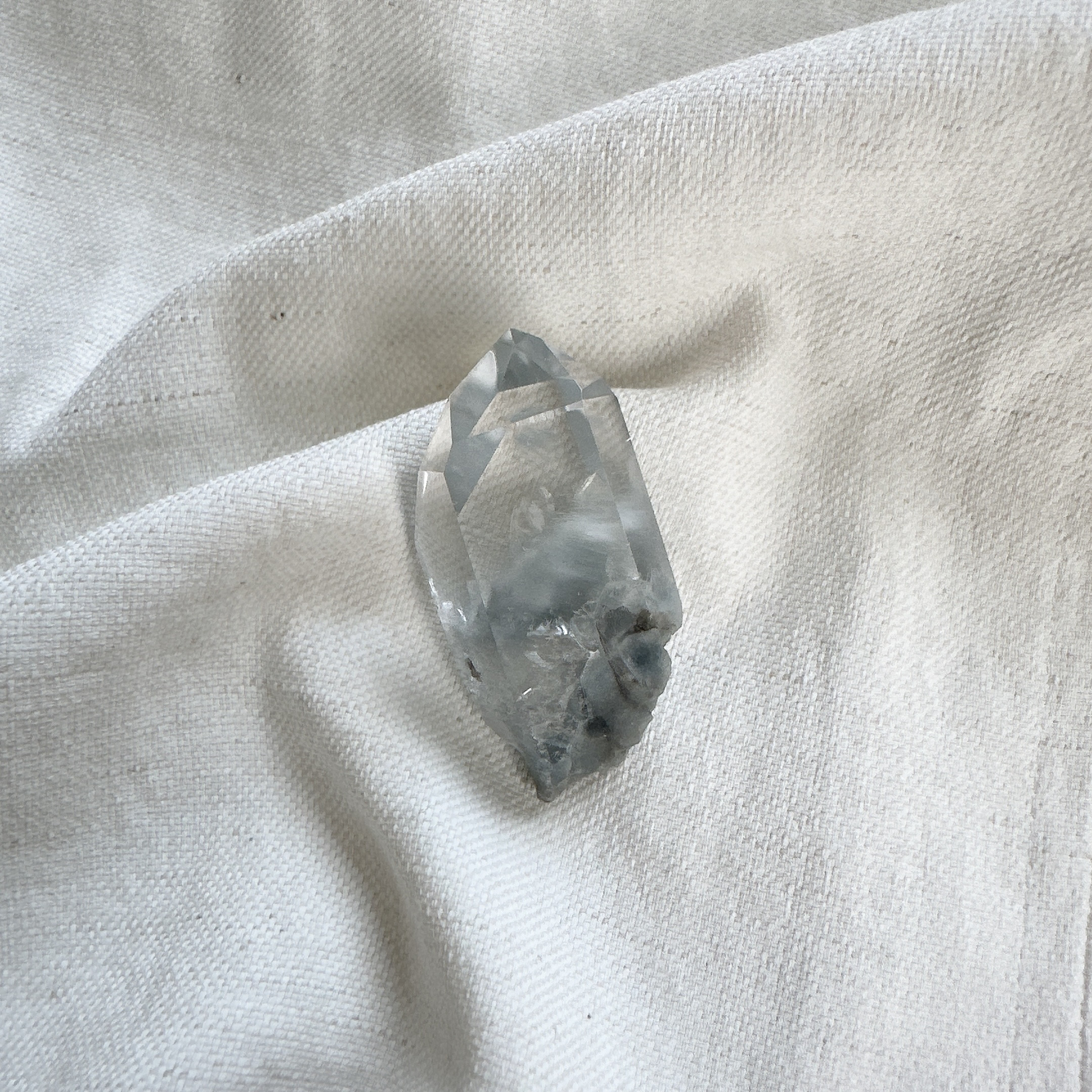 ブルーターラクォーツ 原石 C その他置物 SAKURA STONE 通販 19517214