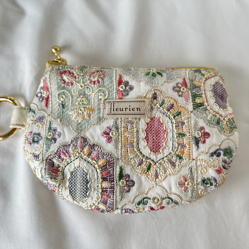 インド刺繍生地　ポーチ インド刺繍 インド刺繍生地 インド刺繍リボン ファスナーポーチ
