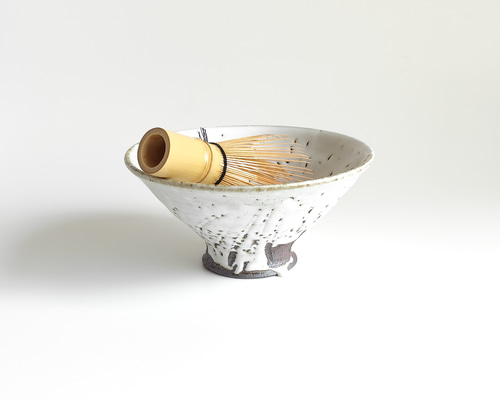 白釉 鎬茶碗 半艶 梅花皮 ティーボウル 抹茶茶碗 還元焼成 WKT-0100