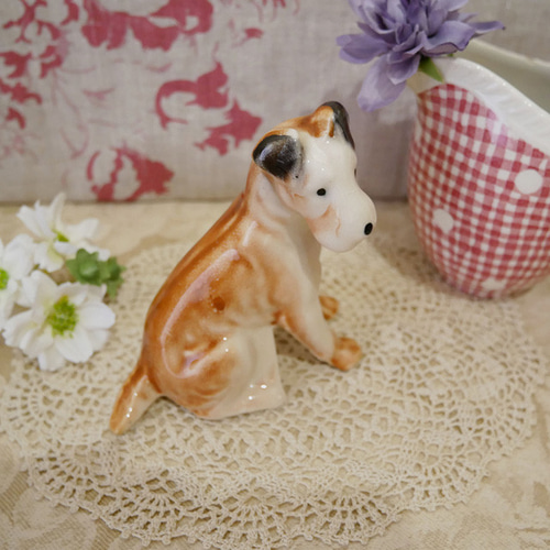 ❤️英国直輸入❤️ヴィンテージ陶器✨犬像 ホワイト 金彩✨高級クラシック 置物 ❤️英国直輸入❤️ヴィンテージ陶器✨犬像 ホワイト 金彩✨高級
