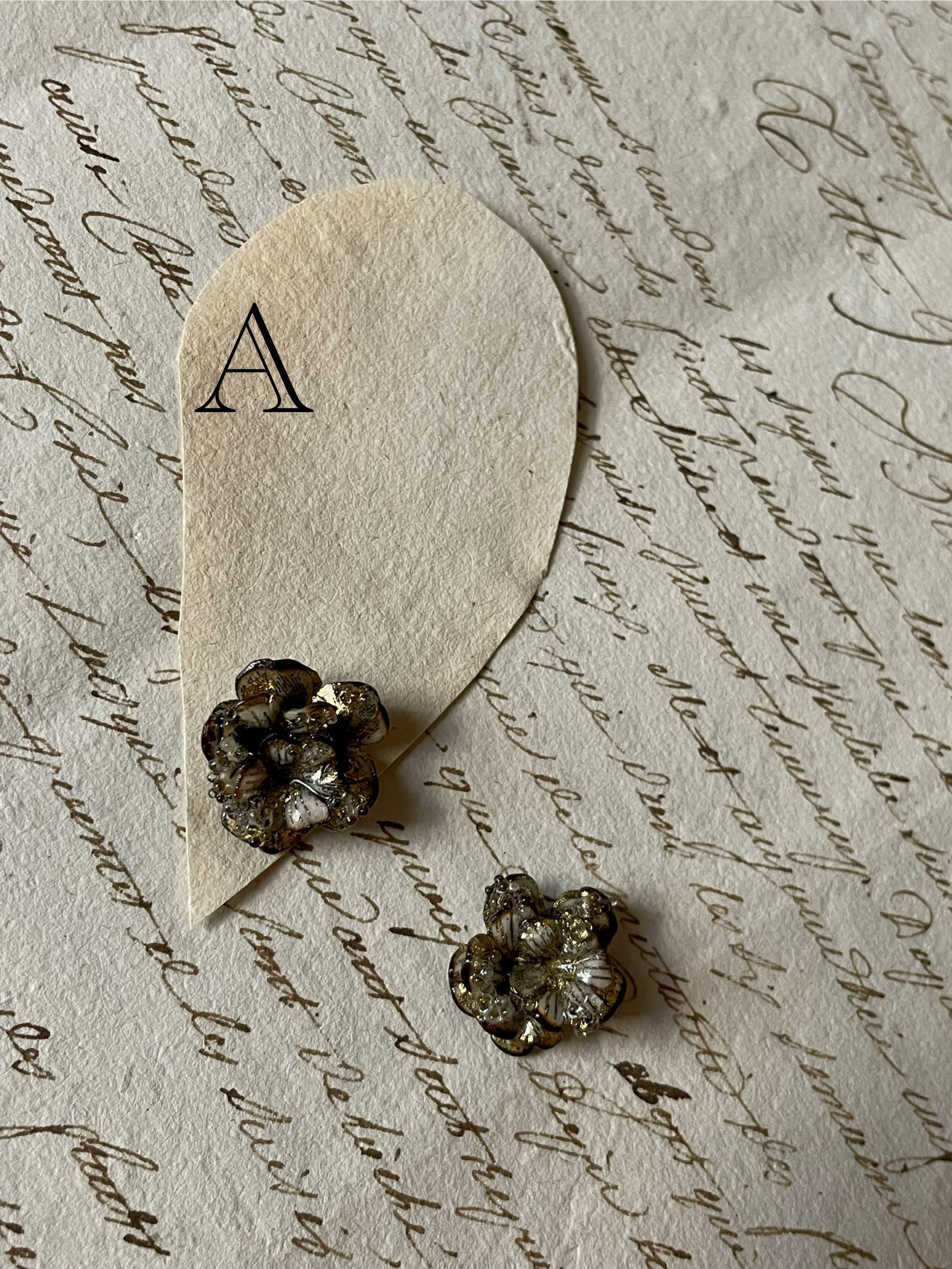 夜想花　ピアス/イヤリングA