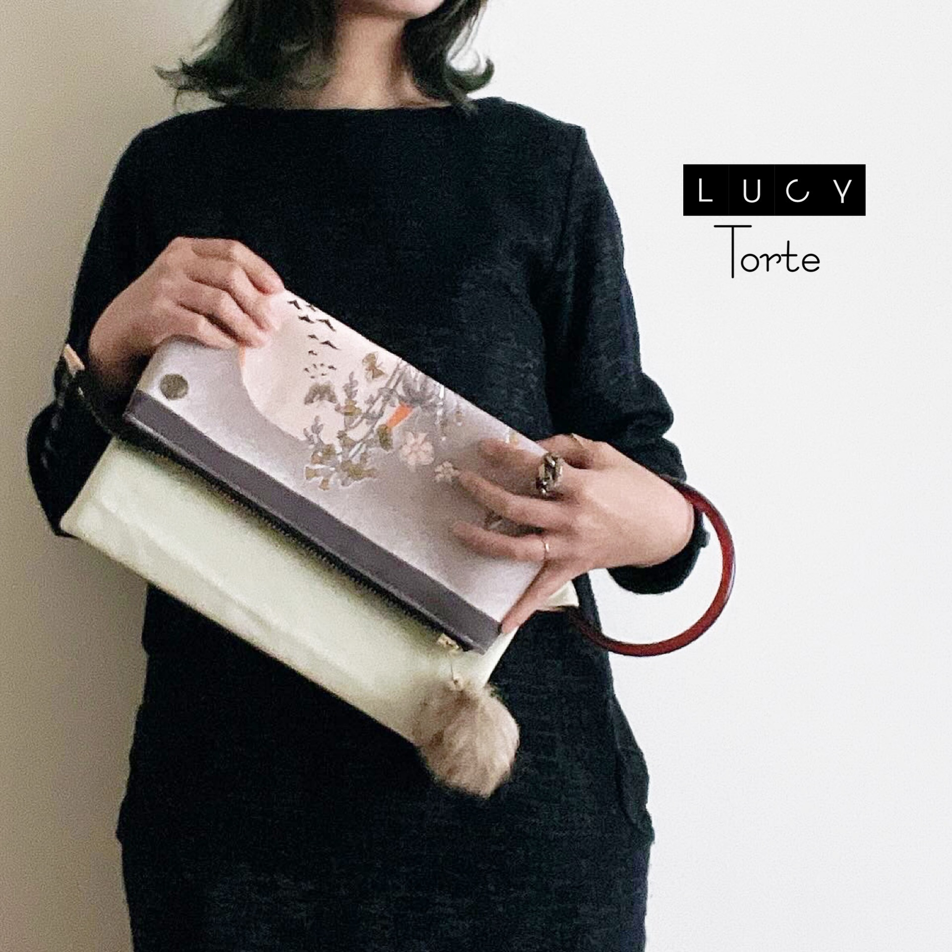 ♛1点もの♛ ヴィンテージシルクスカーフとシカ革のクラッチBAG