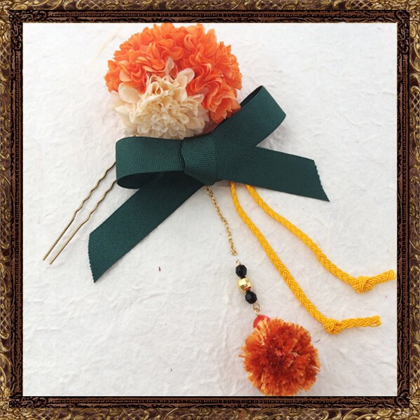 【送料無料】卒業式　袴　髪飾り　花舞うポンポン鞠玉ブーケかんざし　雅な宮廷