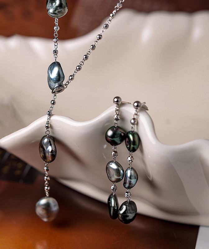 [ヘイズジュエリー] スターポエトリーシリーズ 18Kホワイトゴールド 8-10mm タヒチアンケシパール 隕石 Y字型ネックレ