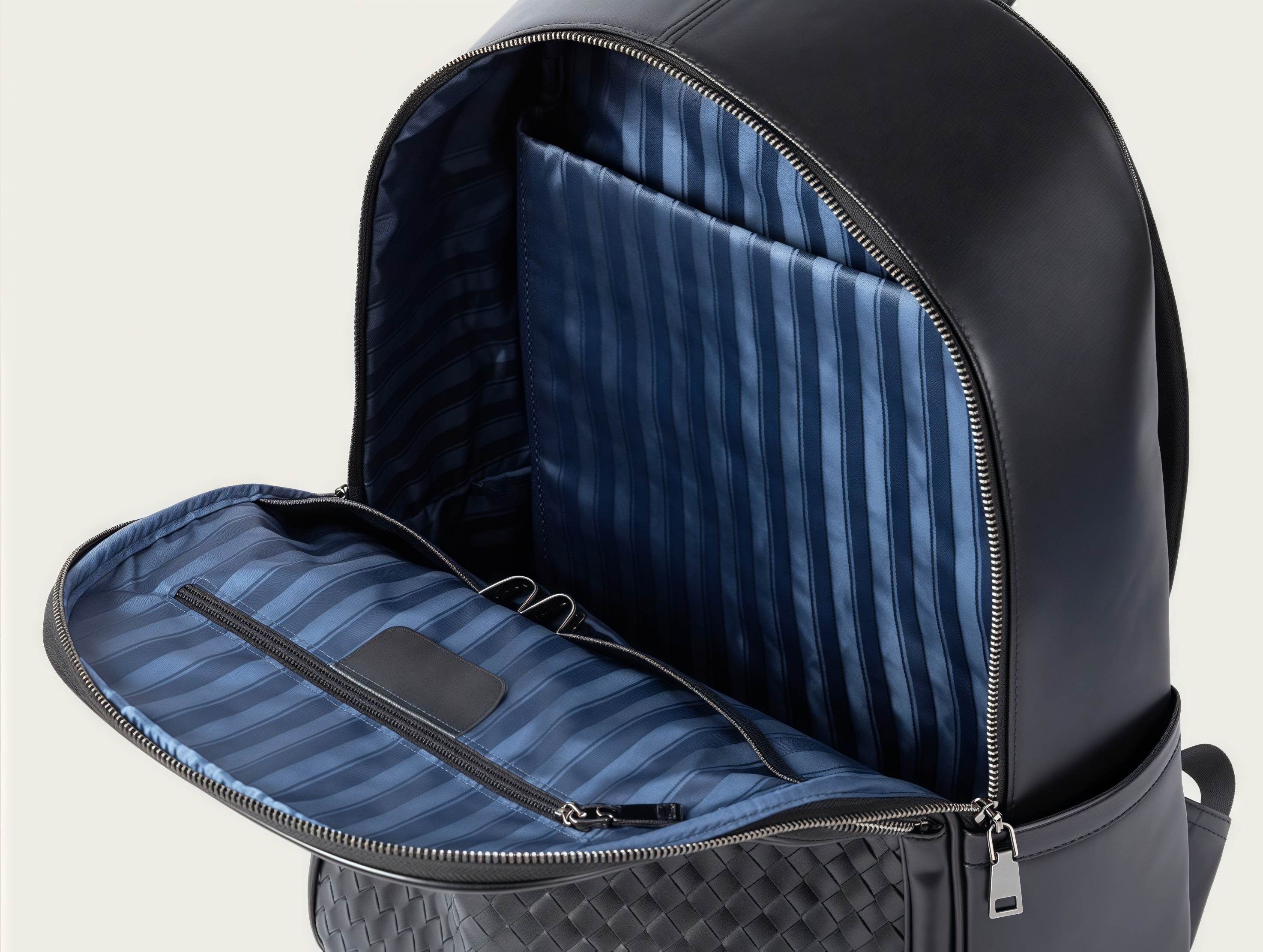 牛革編みビジネスバックパック｜通勤・旅行に最適｜15.6インチPC対応