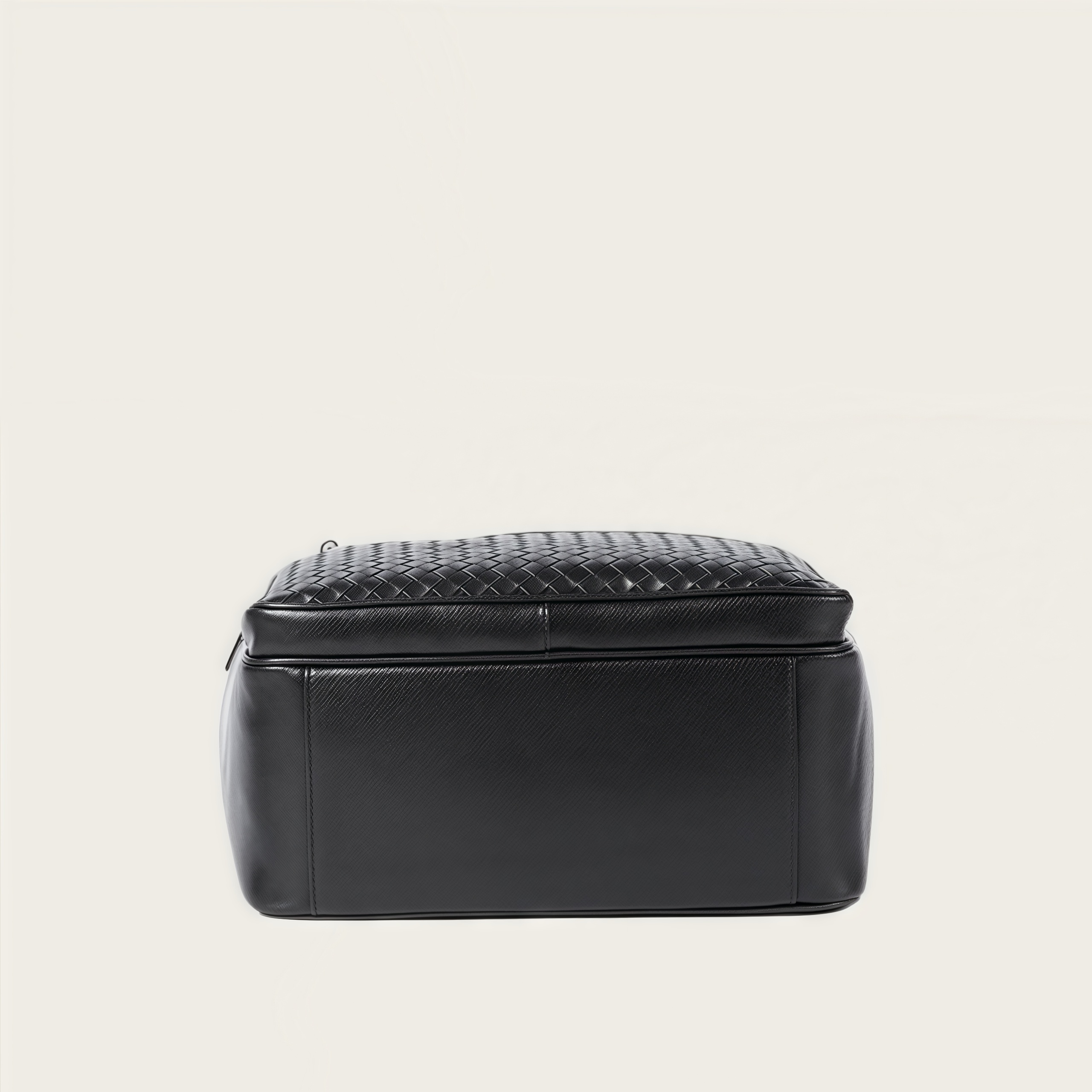 牛革編みビジネスバックパック｜通勤・旅行に最適｜15.6インチPC対応