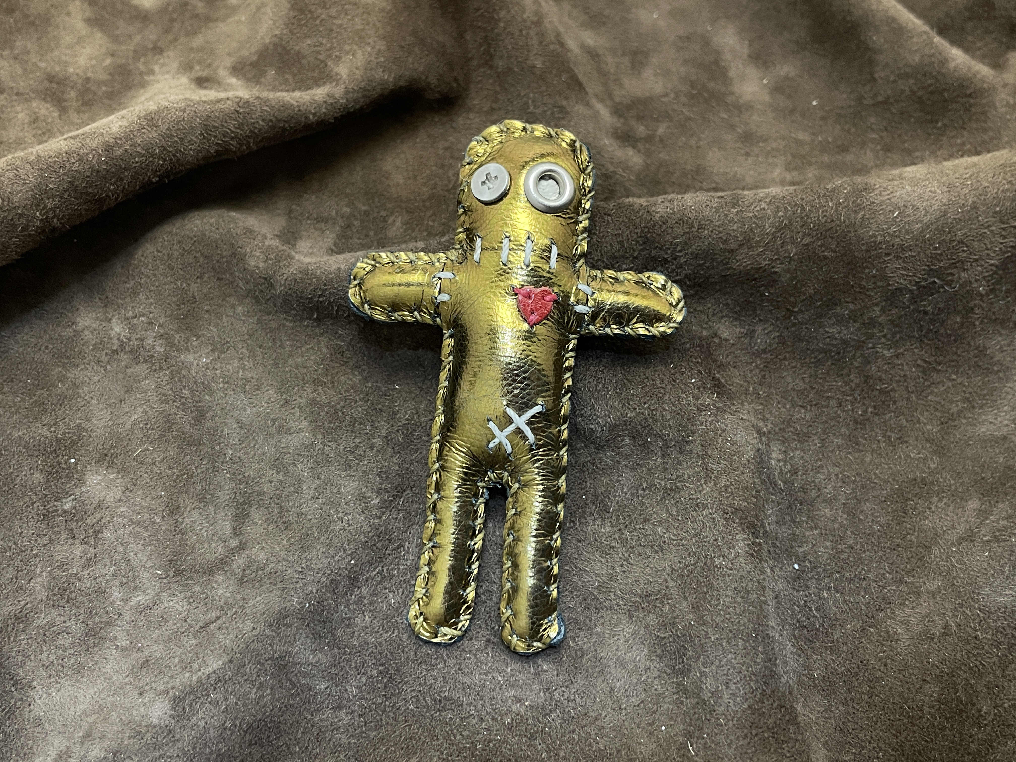 メタリックゴールド牛革のブードゥードール