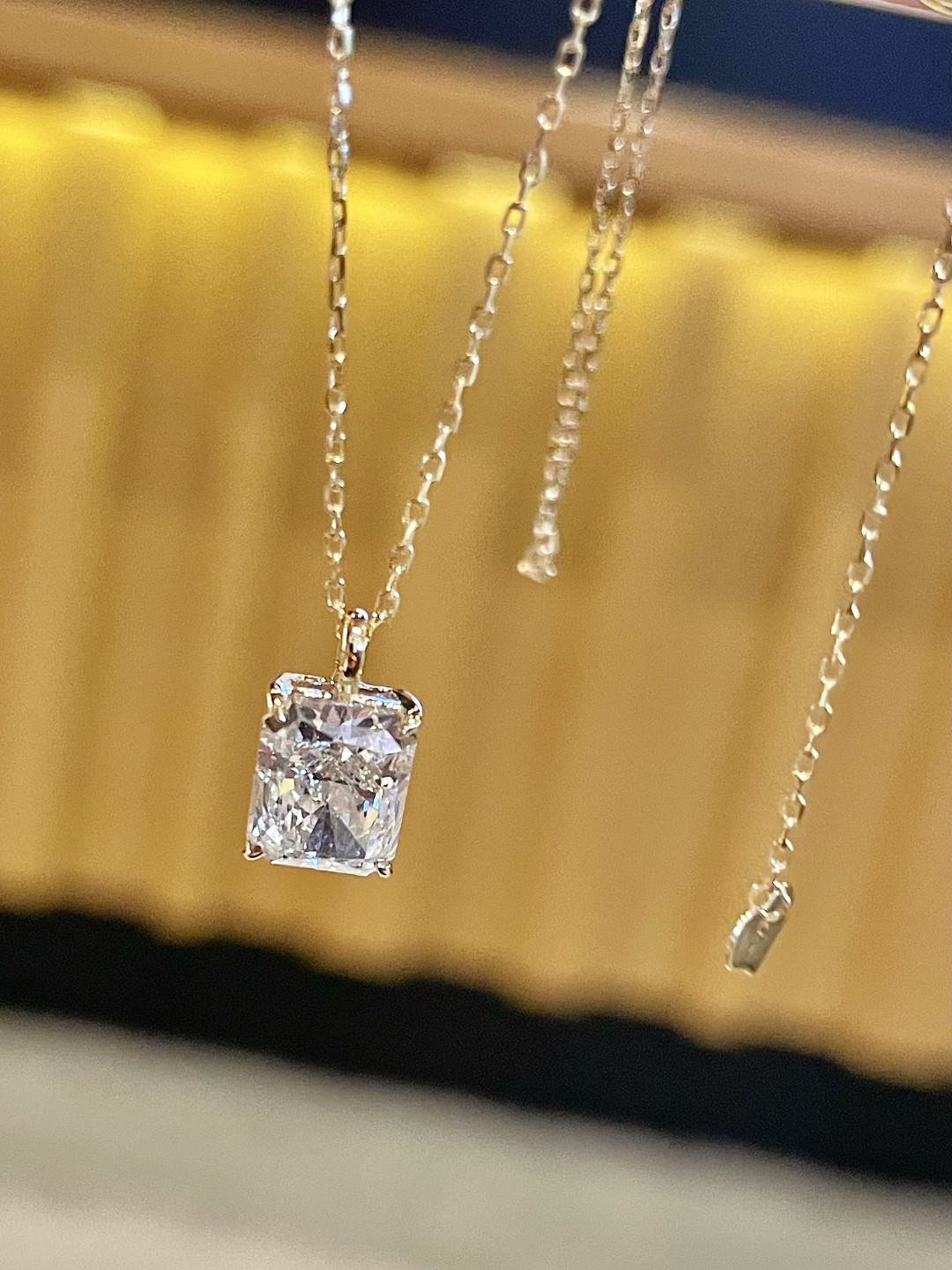 ラボグロウンダイヤモンドネックレスk18　4302 70,290円