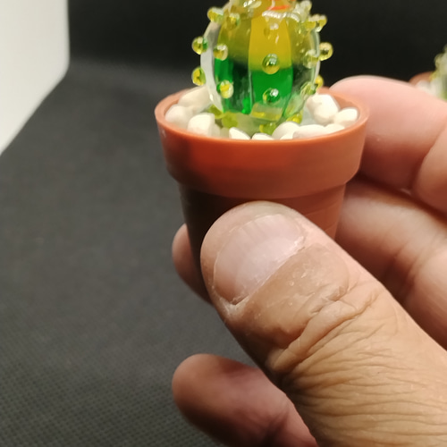 ハンドメイド、ガラスサボテン、手作りガラスミニチュア鉢植え植物