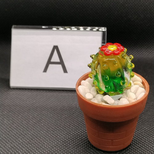 ハンドメイド、ガラスサボテン、手作りガラスミニチュア鉢植え植物